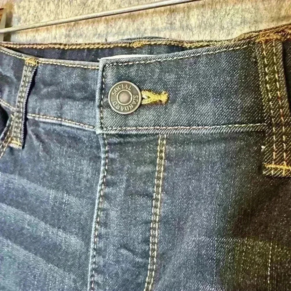 Social Standard by Sanctuary High-Rise Skinny Jeans - Size 8/29 - Picture 2 of 7